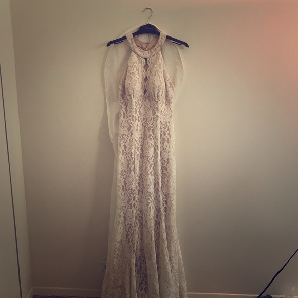 Laura Amazing Engagement Dress+FREE Surprise Gift - Picture 6 of 6